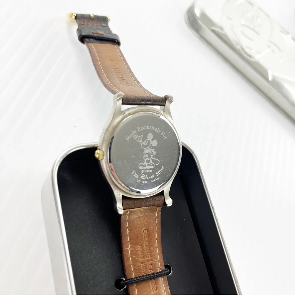 Walt Disney Mickey 2 Tone Embossed Leather Band Wristwatch Watch AS IS
